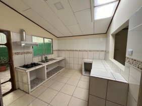Casa en Venta en Barrio Bajo de Los Molinos San Rafael, Heredia