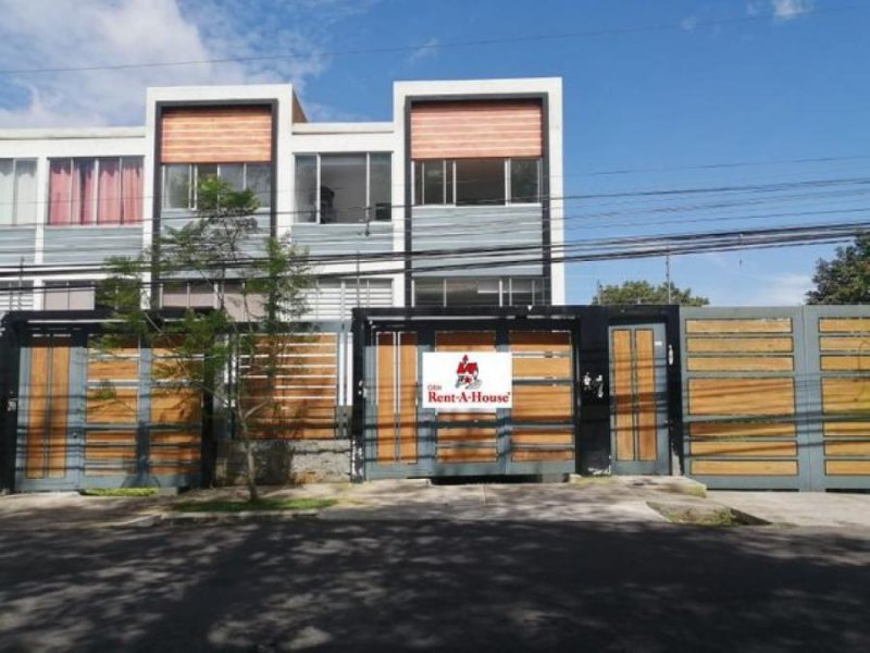 Foto Casa en Venta en Montes de Oca, San José - U$D 127.000 - CAV65200 - BienesOnLine