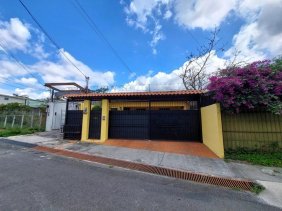Casa en Venta en  Escazú, San José
