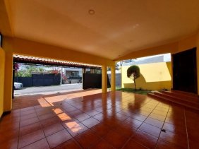Casa en Venta en  Escazú, San José