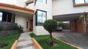 Casa en Venta en  Guadalupe, Cartago