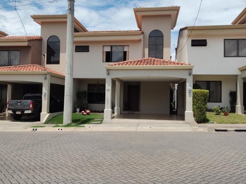 Casa en Venta en  Heredia, Heredia