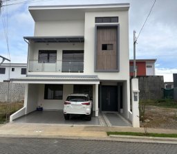Casa en Venta en  La Unión, Cartago