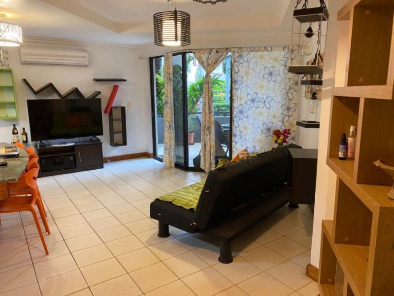 Venta de Apartamento amueblado en Condominio Avalon Santa Ana Mga