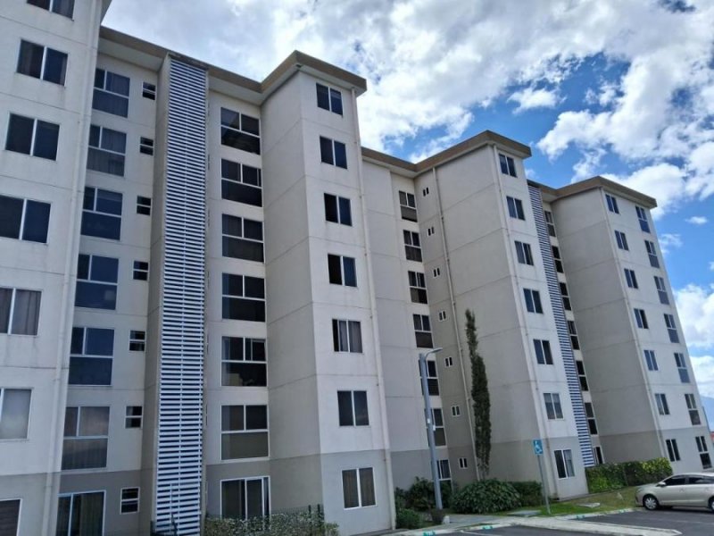 Venta de Apartamento en Granadilla de Curridabat.