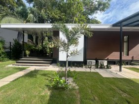 Casa en Venta en Parrita Parrita, Puntarenas