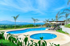 Casa en Venta en Condominio Corteza Grecia, Alajuela