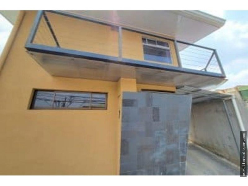 Venta de casa con cuatro habitaciones en Granadilla, Curridabat # 8981036