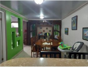 Venta de casa con uso mixto en Moravia Centro #ER004