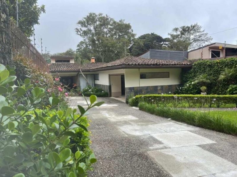 Venta de Casa en Bosque de laHoja