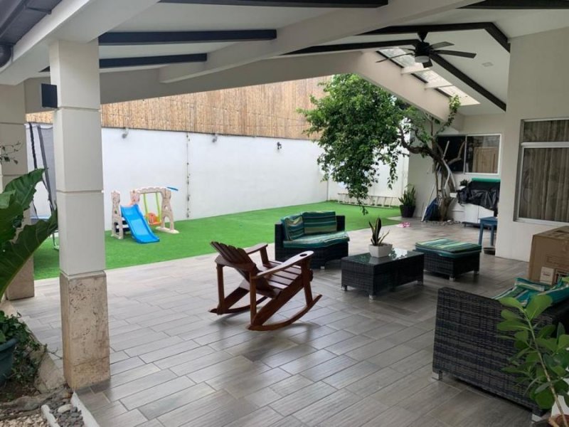 Casa en Venta en Brasil de mora Santa Ana, San José