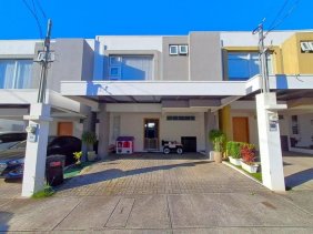 Casa en Venta en  Heredia, Heredia