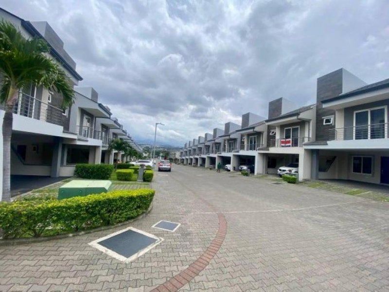 Casa en Venta en  Escazú, San José