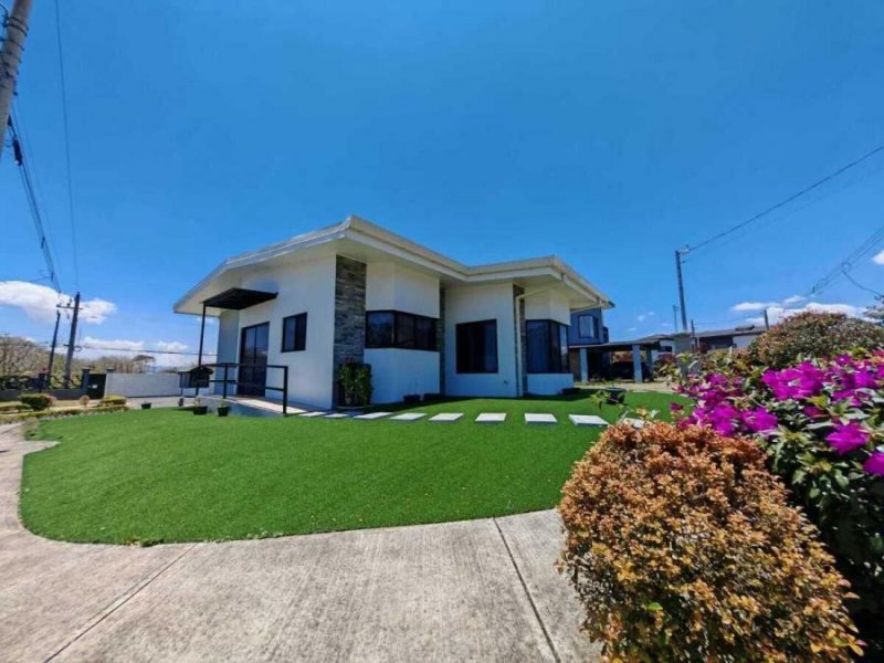 Venta de casa en condominio en San Isidro de Heredia #3080