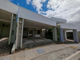 Casa en Venta en  San Pablo, Heredia