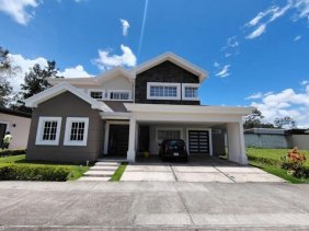 Casa en Venta en La Hacienda El Guarco, Cartago