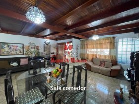 Casa en Venta en  Desamparados, San José