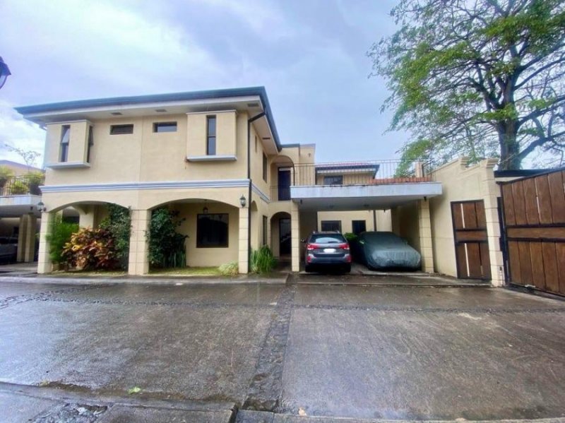 Casa en Venta en  Santa Ana, San José