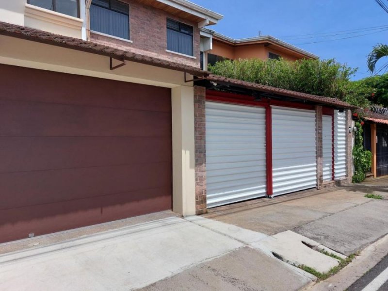 Casa en Venta en  Escazú, San José