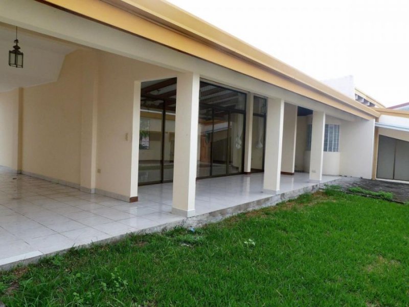 Casa en Venta en  Escazú, San José