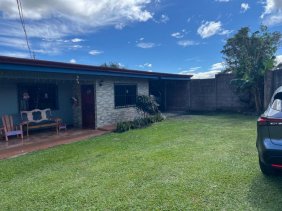 Casa en Venta en Puente de Piedra Grecia, Alajuela