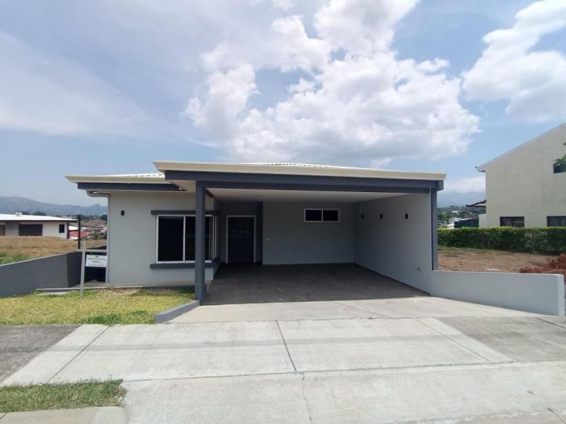 Venta de Casa en Grecia, Alajuela. RAH 25-1799
