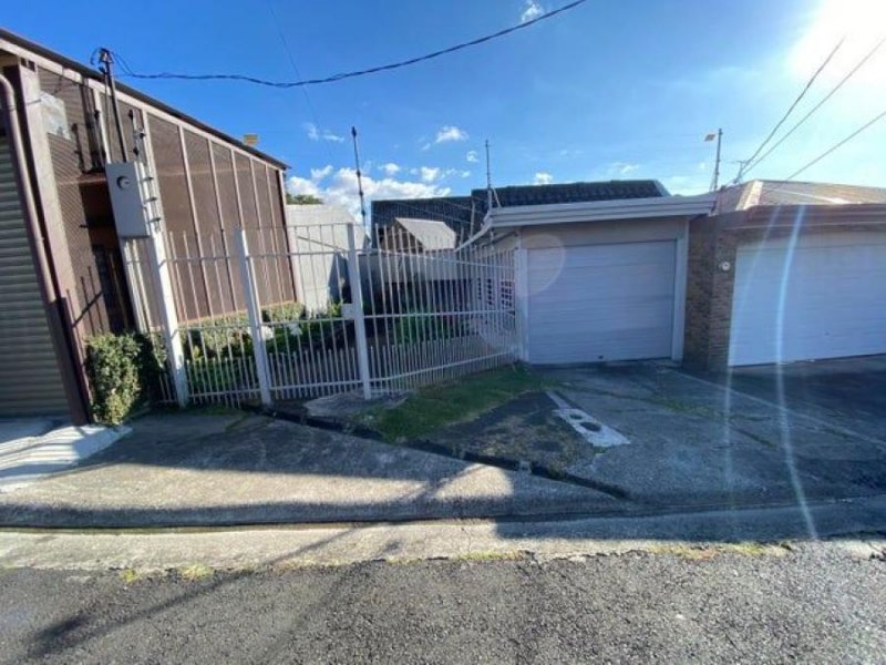 Casa en Venta en Centro Heredia, Heredia
