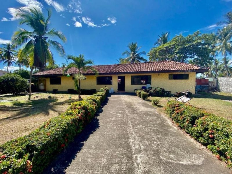 Venta de Casa en Puntarenas. RAH 25-1831