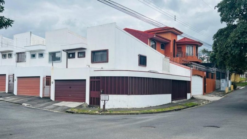 Venta de Casa en Rohrmoser Pavas MGA
