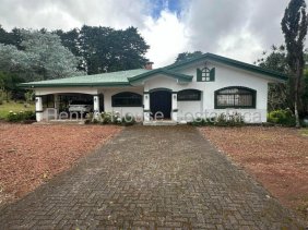Casa en Venta en  San Rafael, Heredia