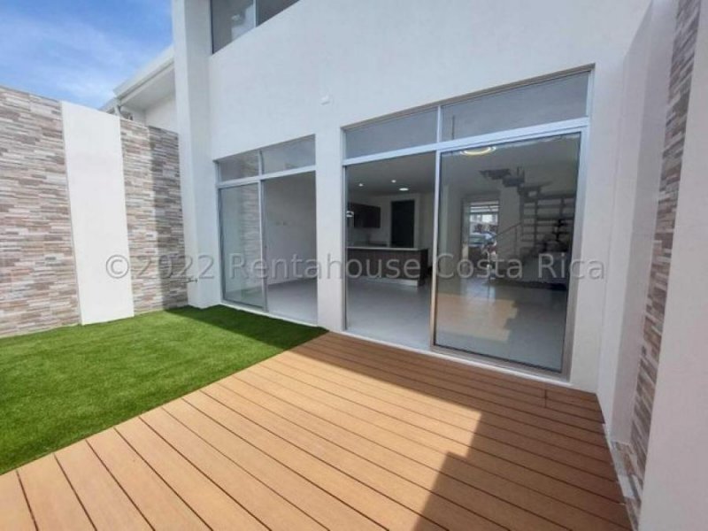 Casa en Venta en  San Rafael, Heredia