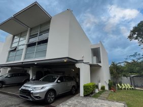 Casa en Venta en  Santa Ana, San José