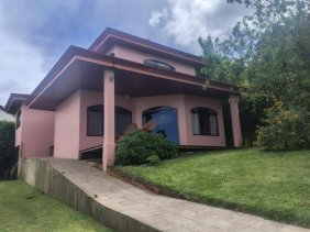 Casa en Venta en  Zarcero, Alajuela