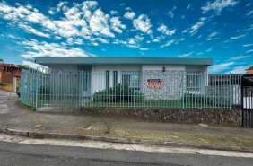 Venta de casa esquinera de una planta en San Vicente de Moravia $267,000 MI004 