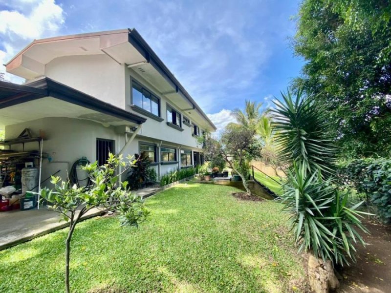Casa en Venta en Alto de las Palomas Santa Ana, San José