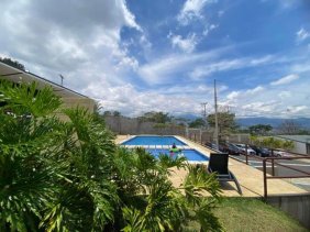 Casa en Venta en Calle La Simona C27 Ulloa, Heredia