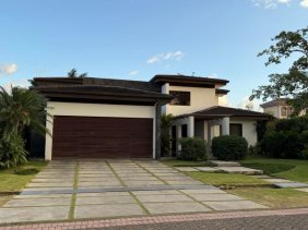 Casa en Venta en Guácima Alajuela, Alajuela