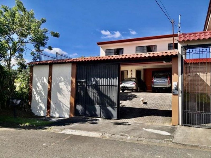 Casa en Venta en  Escazú, San José