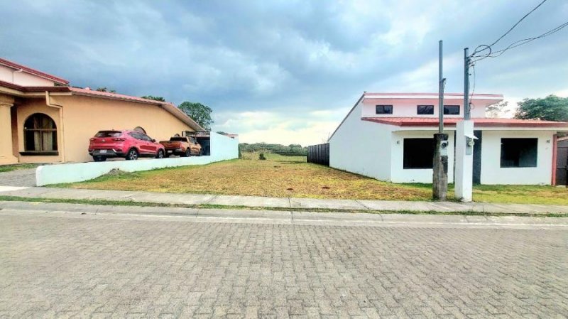 Venta lote plano en Grecia