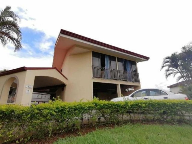 Foto Casa en Venta en Guácima, Alajuela, Alajuela - U$D 340.000 - CAV19894 - BienesOnLine
